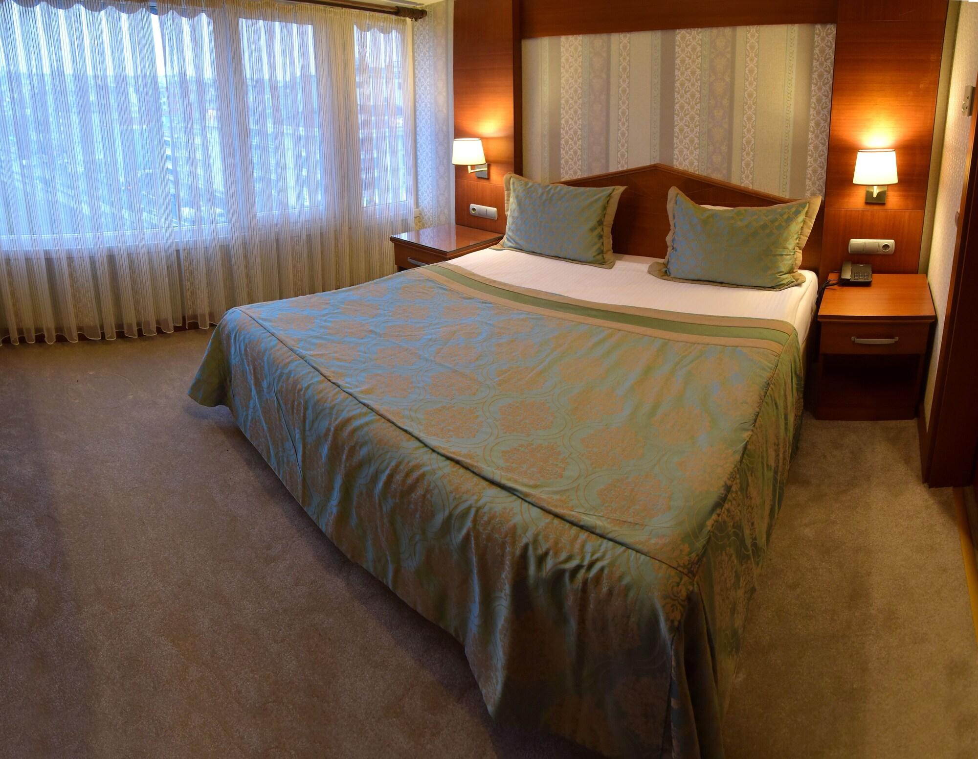 Otel Vatan Asur